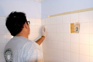 Tile Fixing - What Three Problems Can Tile Repair Restore